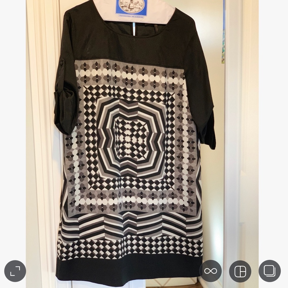 BCBG Print Shift Dress